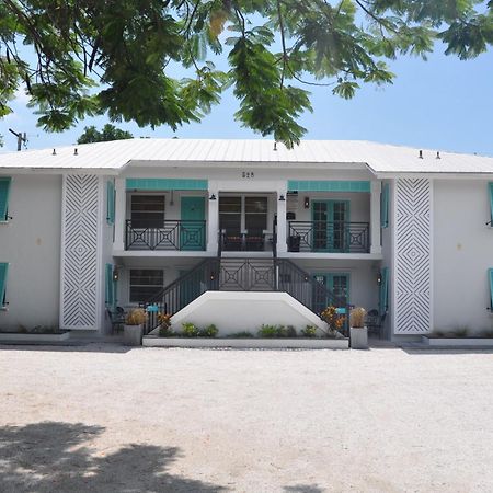 Lido Islander Inn And Suites - Sarasota Lido Key  Екстериор снимка