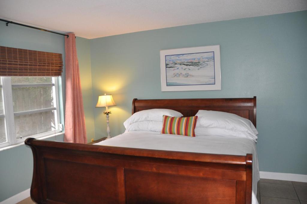 Lido Islander Inn And Suites - Sarasota Lido Key  Екстериор снимка