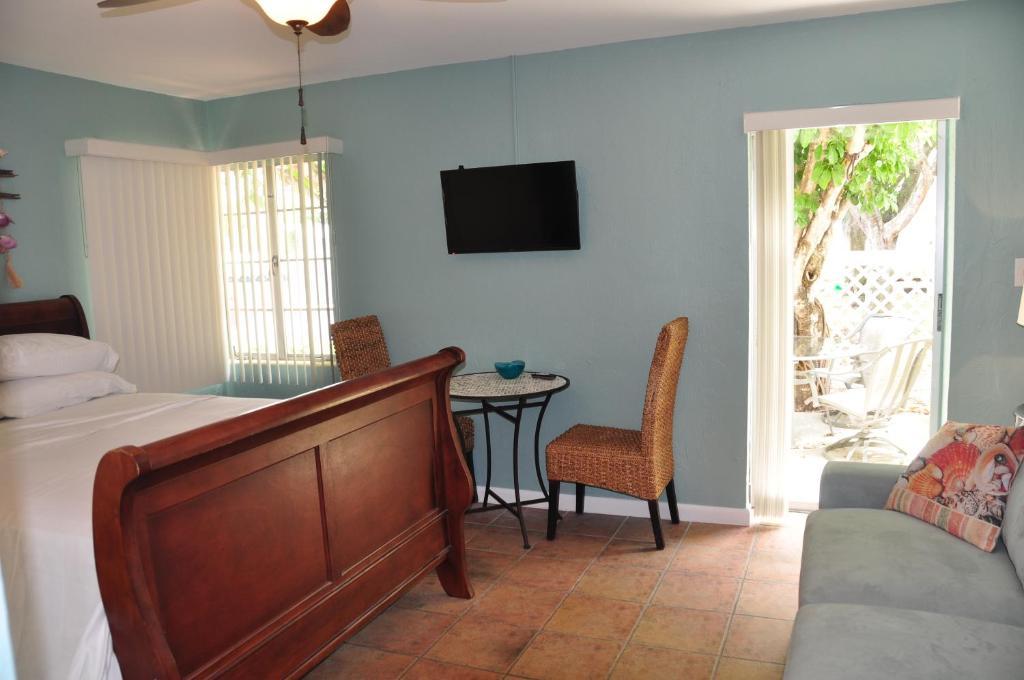 Lido Islander Inn And Suites - Sarasota Lido Key  Стая снимка
